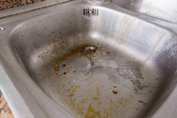 Really dirty stainless steel kitchen sink — Stock Photo, Image