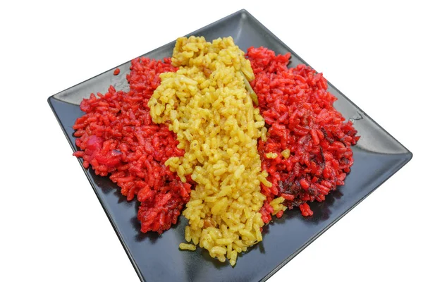 De Spaanse vlag perspectief met paella geïsoleerd op wit — Stockfoto