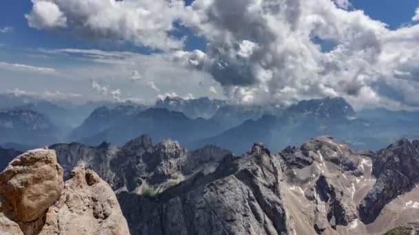 Dolomitas lapso de tempo a partir de Marmolata ponto superior — Vídeo de Stock