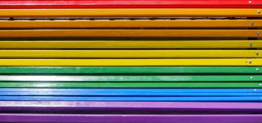 Gökkuşağı renklerle boyalı Bank