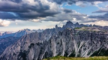 Zaman atlamalı çizim dolomites
