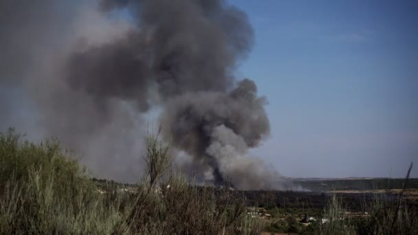 Φωτιά με ΦΥΜΕ — Αρχείο Βίντεο