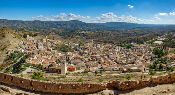 Vista panorâmica ultra ampla da aldeia de Jalance — Fotografia de Stock