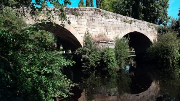 Allariz puente romano — Vídeo de stock