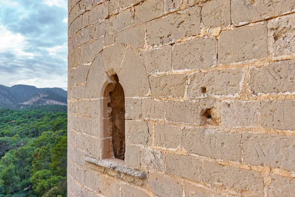 Window in the castle wall — Stock Photo, Image