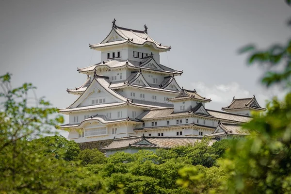 Himeji castle profile, die Burg des weißen Reihers — Stockfoto