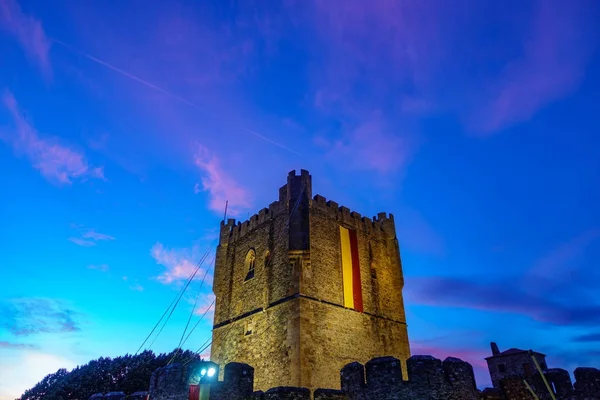 Bragançalı alacakaranlıkta Fort Castillo — Stok fotoğraf