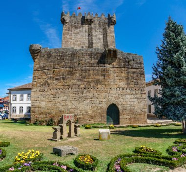 Eski kule ve kale Chaves, Portekiz