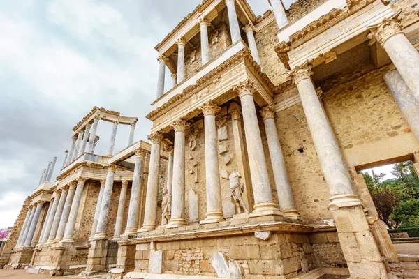 Римський театр Просценіум нижній профілю в Меріда — стокове фото