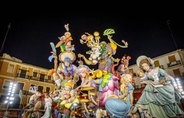 Convento Jerusalen falla, Valencia, İspanya-19 Mart 2018: 2018 Yarışması, Fallas Birincisi tipik bir kutlama nerede anıtlar Valencia, İspanya yanmış olması için inşa edilir mi