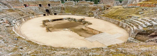 Römisches Amphitheater in Merida von oben, Spanien — Stockfoto