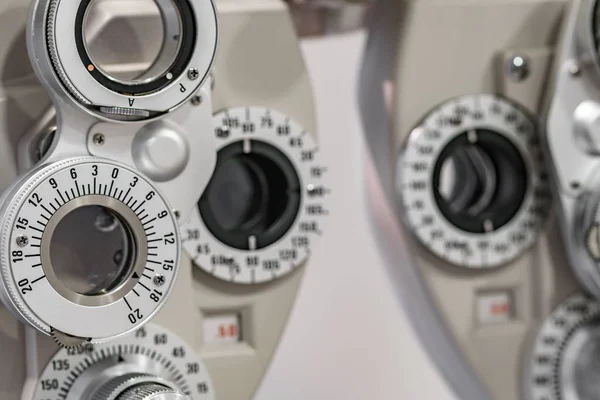 Ophthalmology machine for checking eye detail