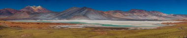 Atacama 'da olağanüstü kırmızı taşlar gigapanı.