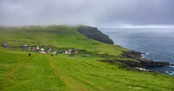 Het dorp op het eiland Mykines, Faeröer — Stockfoto