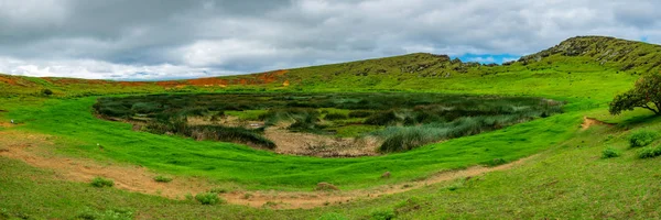 Rano raraku ultra széles panoráma gigapan húsvét szigetén — Stock Fotó