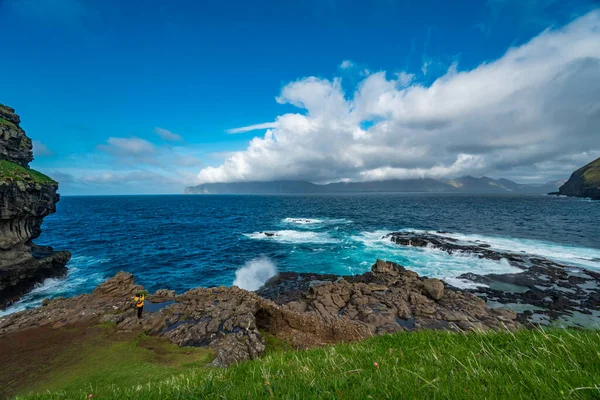 Faroe Islands steep coastline with text space — Zdjęcie stockowe