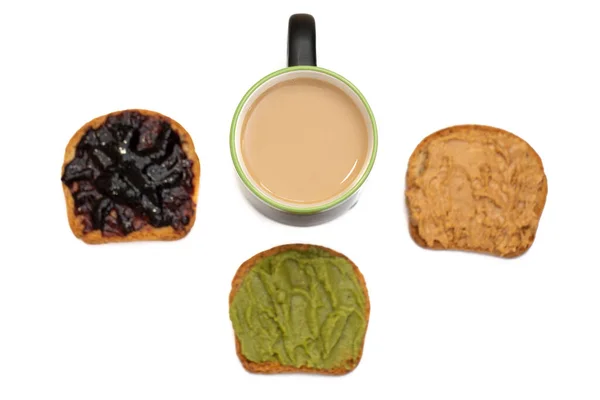 Colazione toast isolati su bianco e una tazza di caffè — Foto Stock