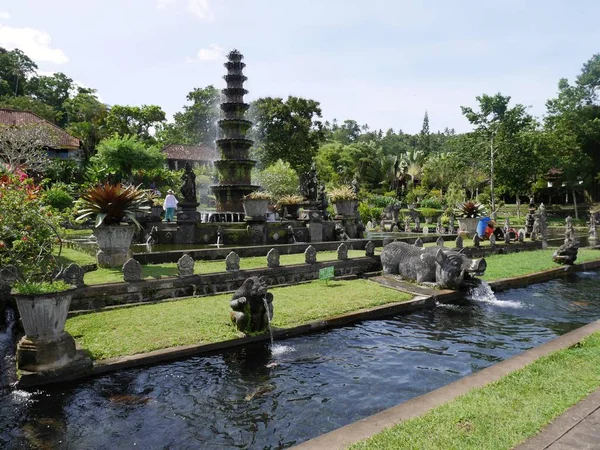 Palacio Del Agua Bali Tirthaganga —  Fotos de Stock
