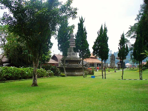 Templom Pura Oolong Danu Bali Tavon Pura Ulun Danu Templom — Stock Fotó