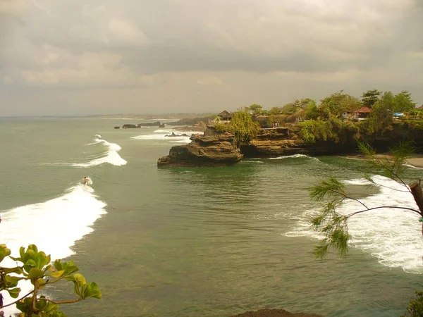 Tanah Lot Egy Templom Egy Templom Víz Óceán Egy Szép — Stock Fotó