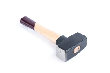 Ahşap Saplı beyaz bir arka plan üzerinde izole küçük balyoz. İnşaat araçları. Yeni balyoz.