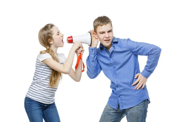 Hermana gritándole a hermano —  Fotos de Stock