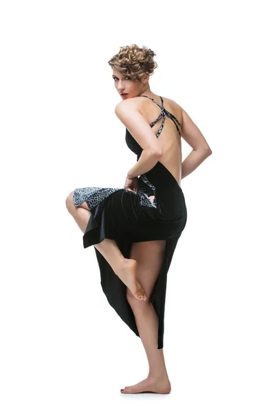 Fată dansatoare în rochie de tango — Fotografie, imagine de stoc