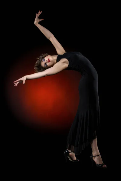 Женщина танцует танго — стоковое фото
