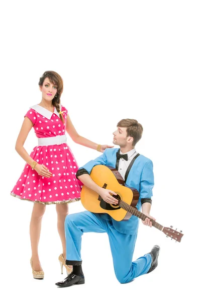Žena v šatech a muž v obleku — Stock fotografie