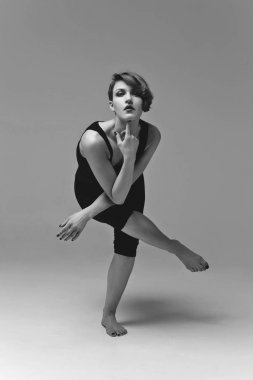 dansçı dans elemanları yapma