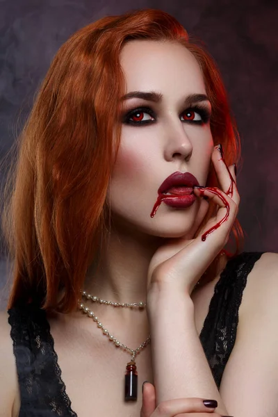 Young vampire woman — Stock Photo, Image