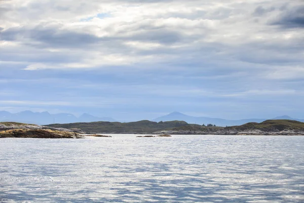 Noorse fjorden bekijken — Stockfoto