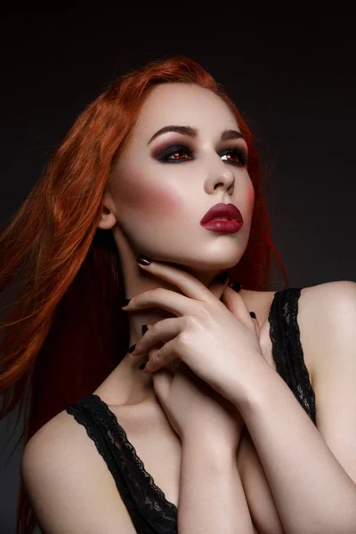 Young vampire woman — Stock Photo, Image