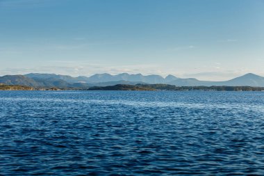 Norveç fiyortları görüntülemek