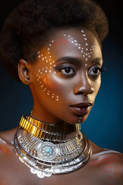 Beautiful black girl with crystal crown — Stock Photo, Image