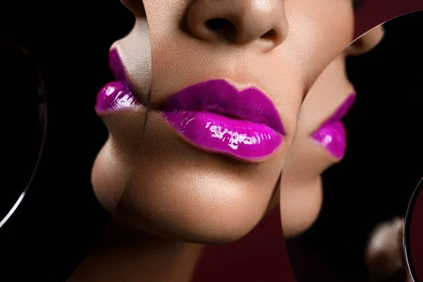 Beautiful woman lips closeup with mirror reflections — Stock Photo, Image