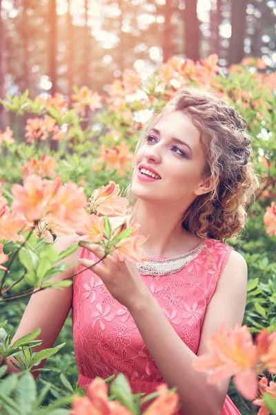 Beautiful Young Woman Pretty Hairstyle Bright Makeup Standing Rhododendron Flowers — Stock Photo, Image