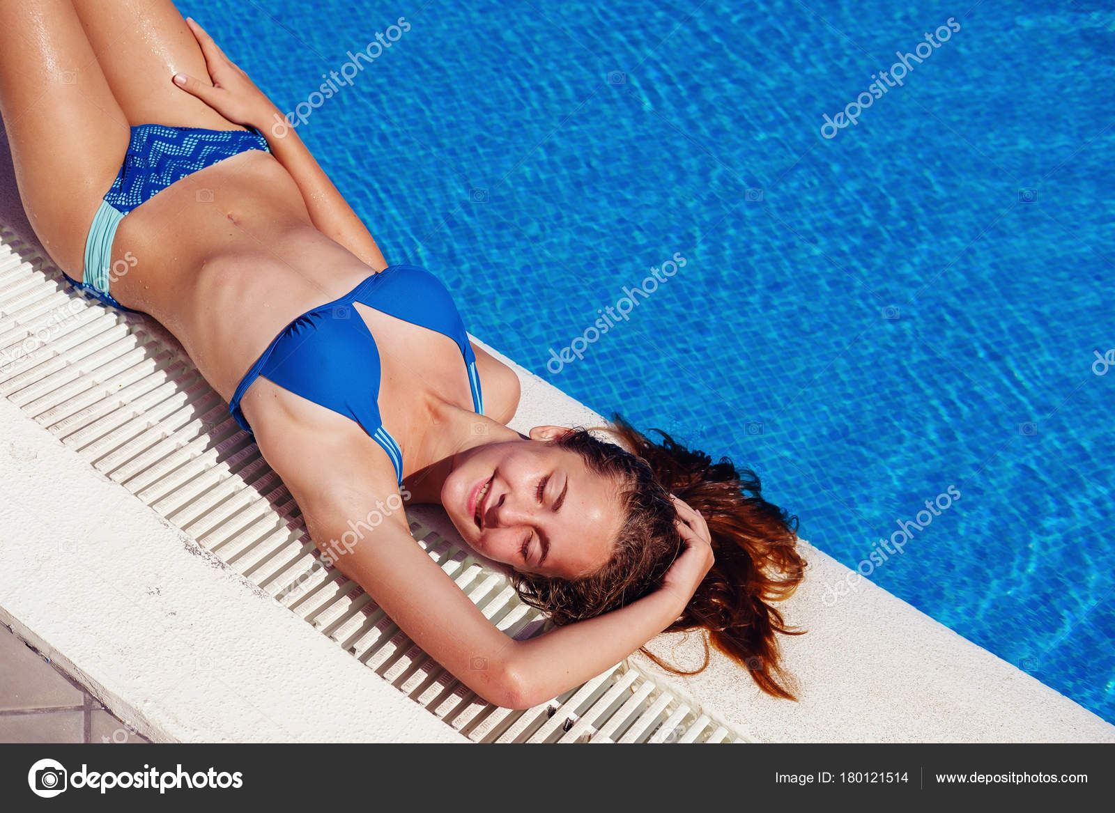 Teen Bikini nahé