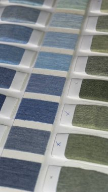 renk seçimi için Tekstil iplik örneği