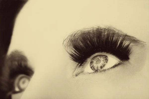 Beautiful insightful look woman's eyes. Vintage style — Stock Photo, Image