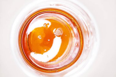  Sıvı şeker cilt epilasyon için. Atış kapatın