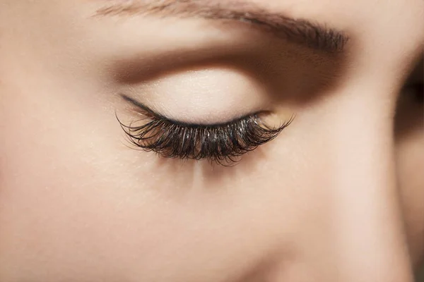 Красиві очі Макіяж деталі ідеальні красиві вії — стокове фото
