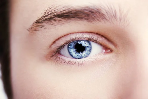 Close up image of insightful look blue human eye — Stock Photo, Image