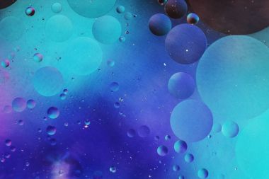 Sanatsal renkli arka plan ile baloncuklar.