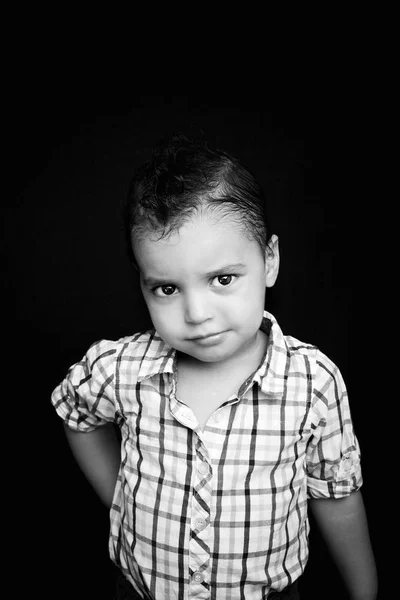 Portrait of a fashionable handsome boy. — Stock Photo, Image