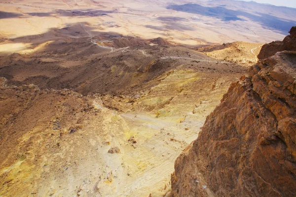 라몬 자연 보유, 미트 제 페 라몬, 네 겝 사막, 이스라엘 — 스톡 사진