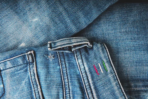 Džíny pozadí s švů džíny Denim Módní design. — Stock fotografie