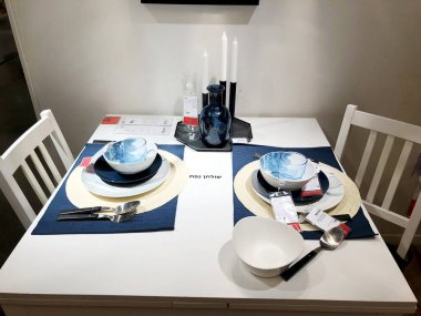  Rishon Le Zion, İsrail - 16 Aralık 2017: iç mobilya mağazası 