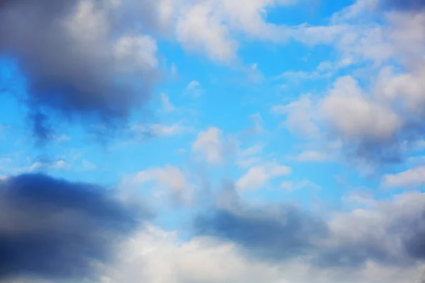 云彩的天空背景。云天 — 图库照片