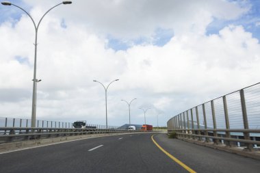 İsrail'in Kuzey giderken yolda araba Nahariya, İsrail - 9 Mart 2018:.